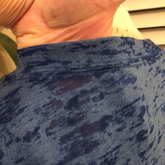 Shirt, corp, V neck, size L. NWOT - Picture 6 of 11